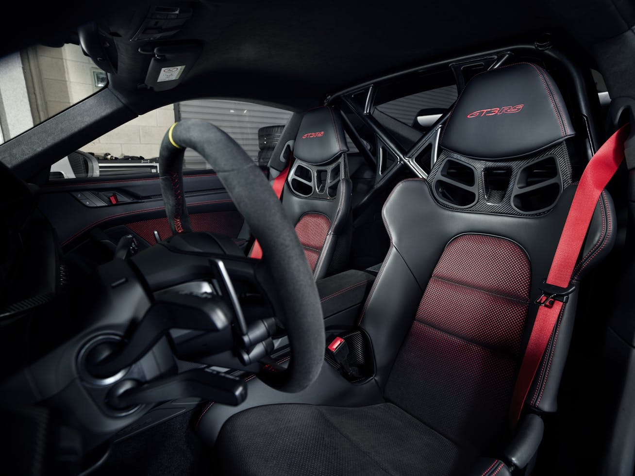 911 GT3 RS cockpit in black and red materials