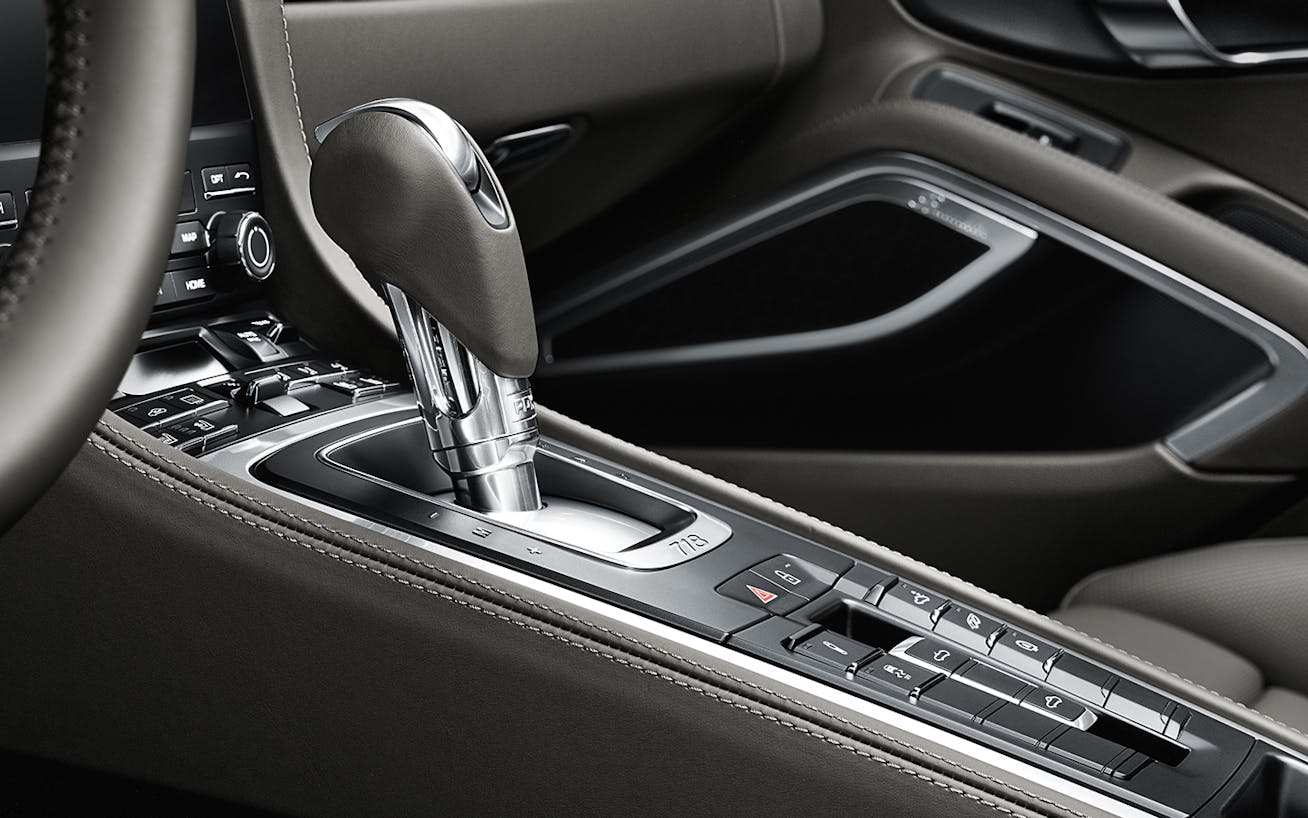 Close-up of Porsche 718 Boxster selector in centre console