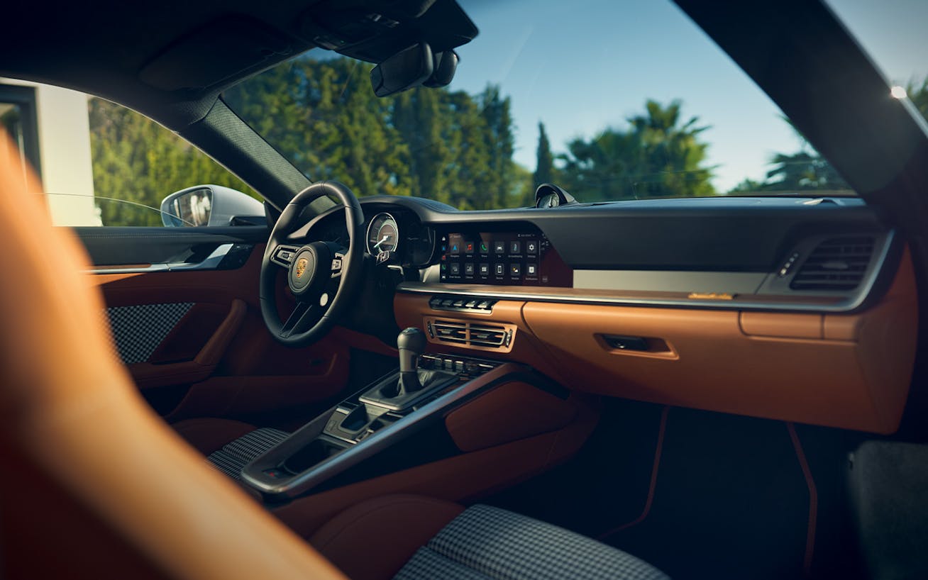 Paldao interior of Porsche car