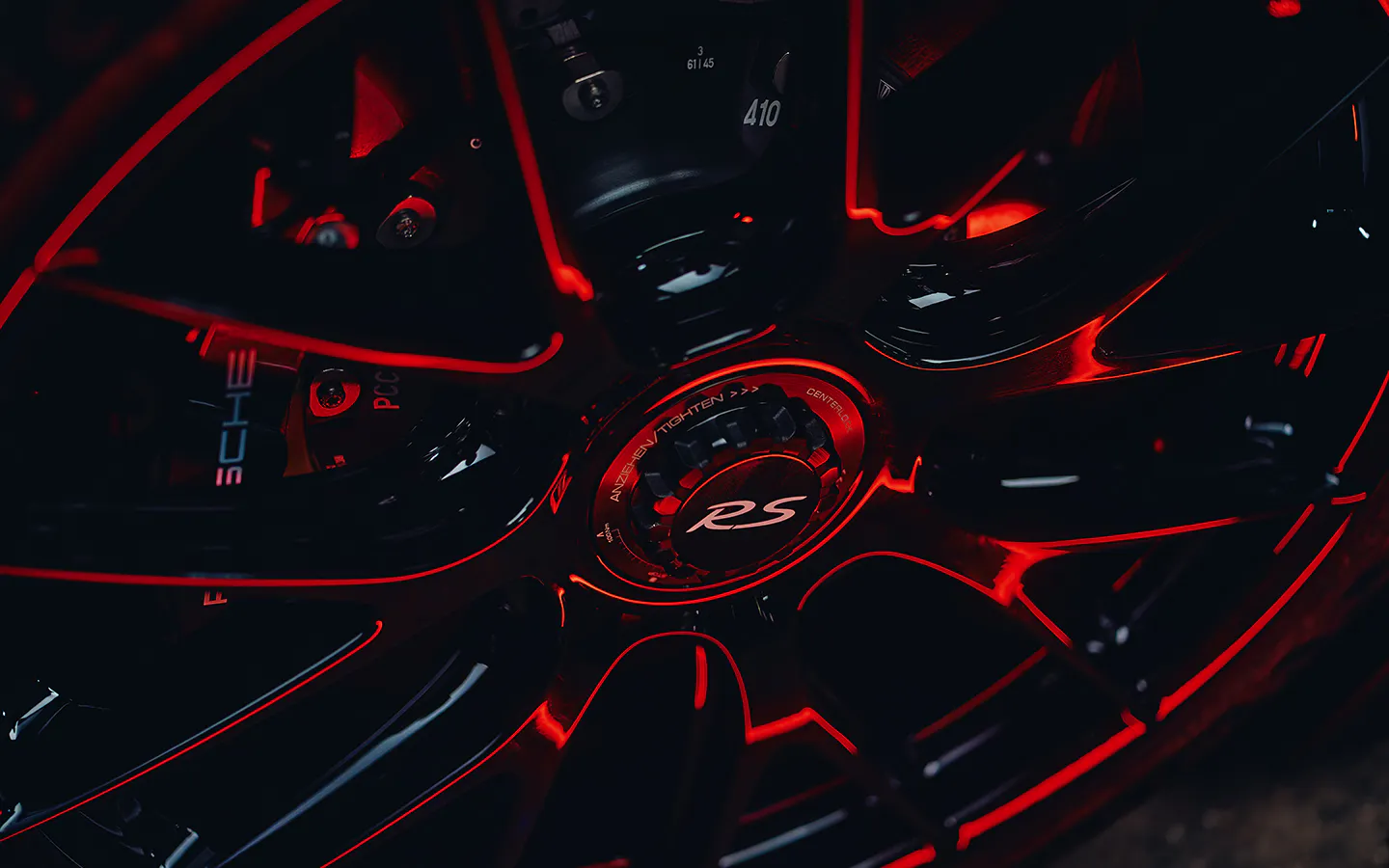 Porsche 911 Flachbau RS wheel with red illuminated centre lock
