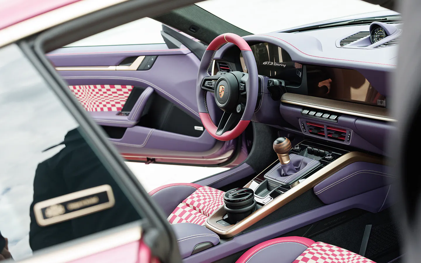 Interior details of Porsche 911 GT3 with Touring Package Tree of Life gallery 2