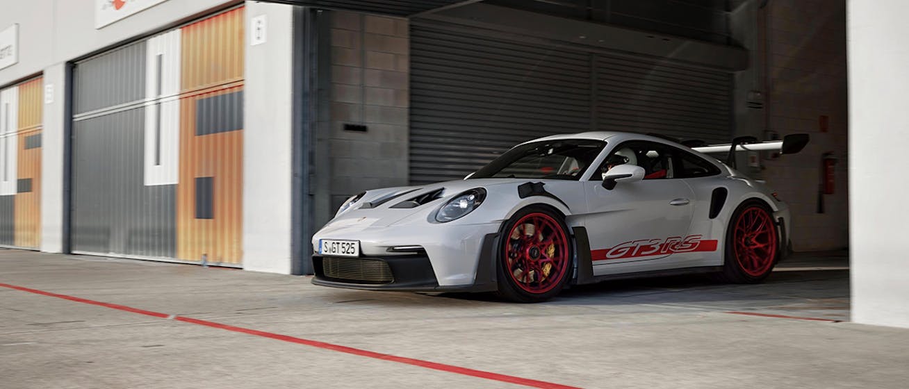 Porsche 911 GT3 RS (type 992) in racetrack garage