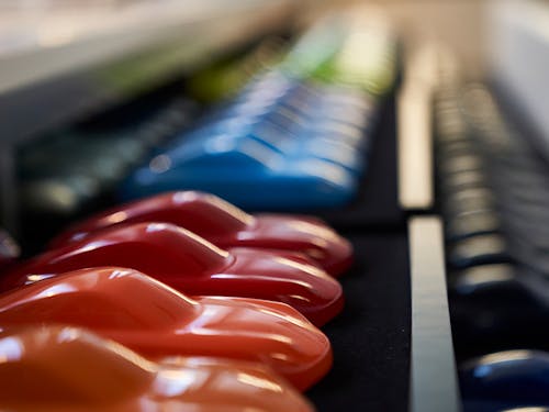 Colour samples lined up at Porsche Exclusive Manufaktur’s paint shop