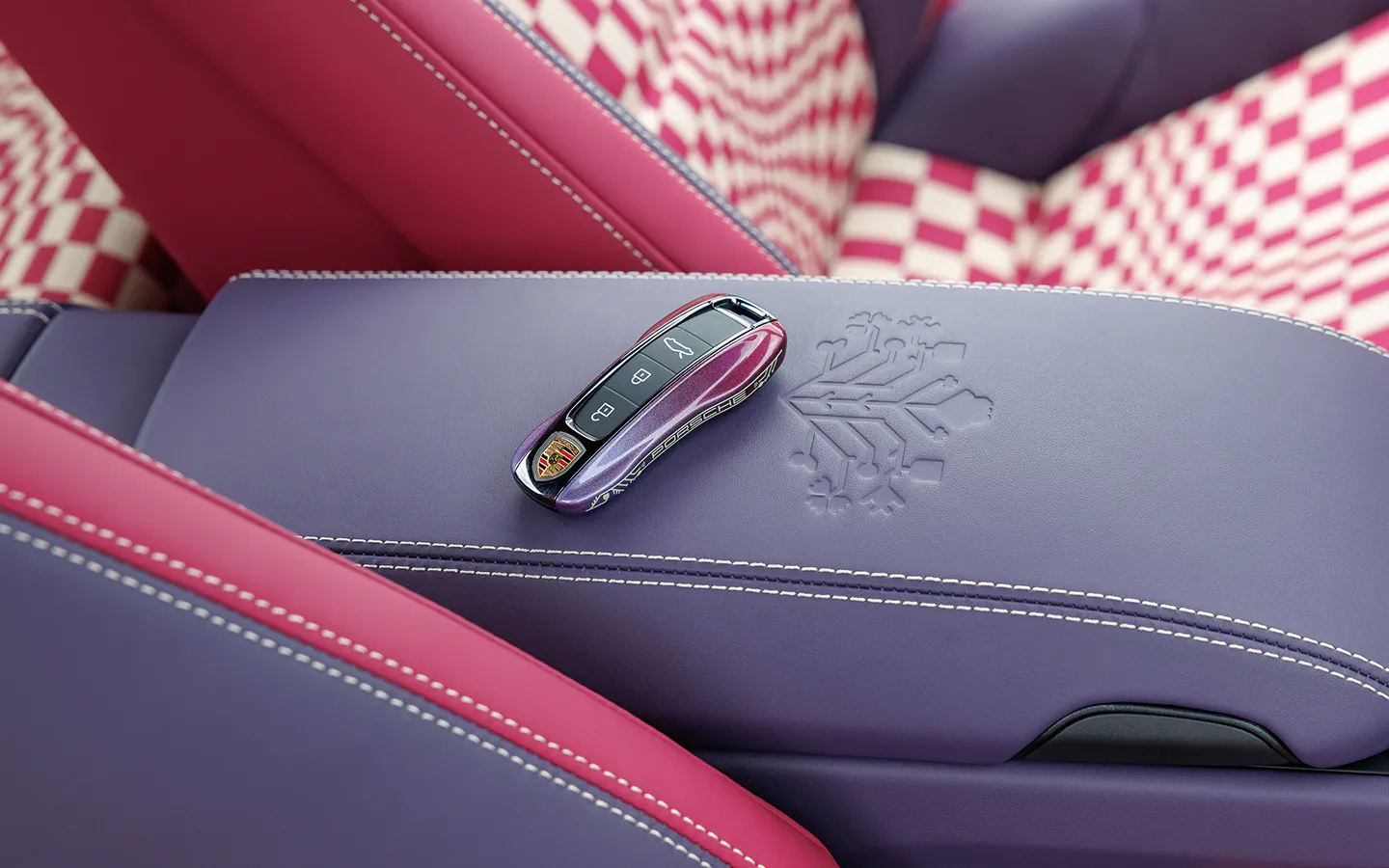 Close-up of Tree of Life logo on Porsche 911 GT3 central console gallery 4