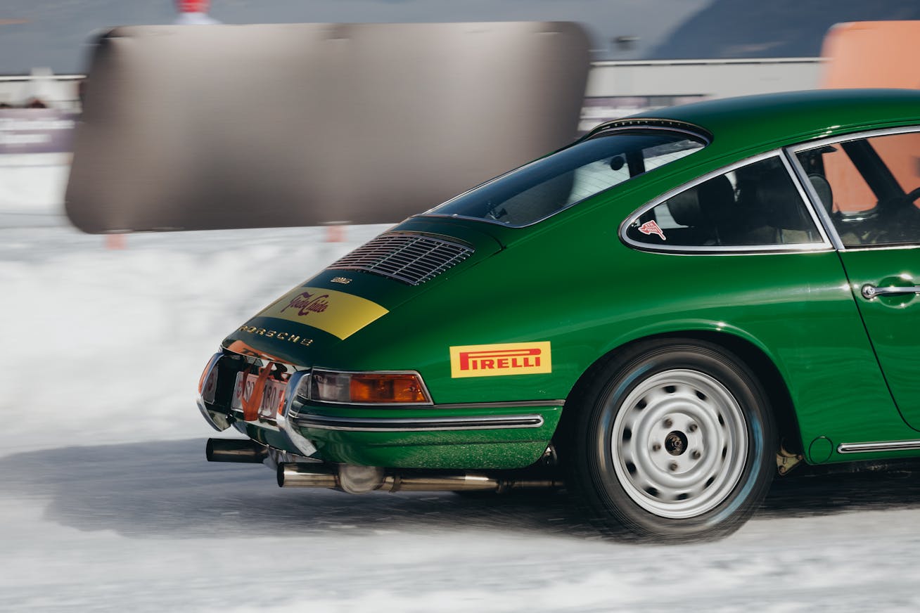 Porsche 911 S at the F.A.T. Ice Race