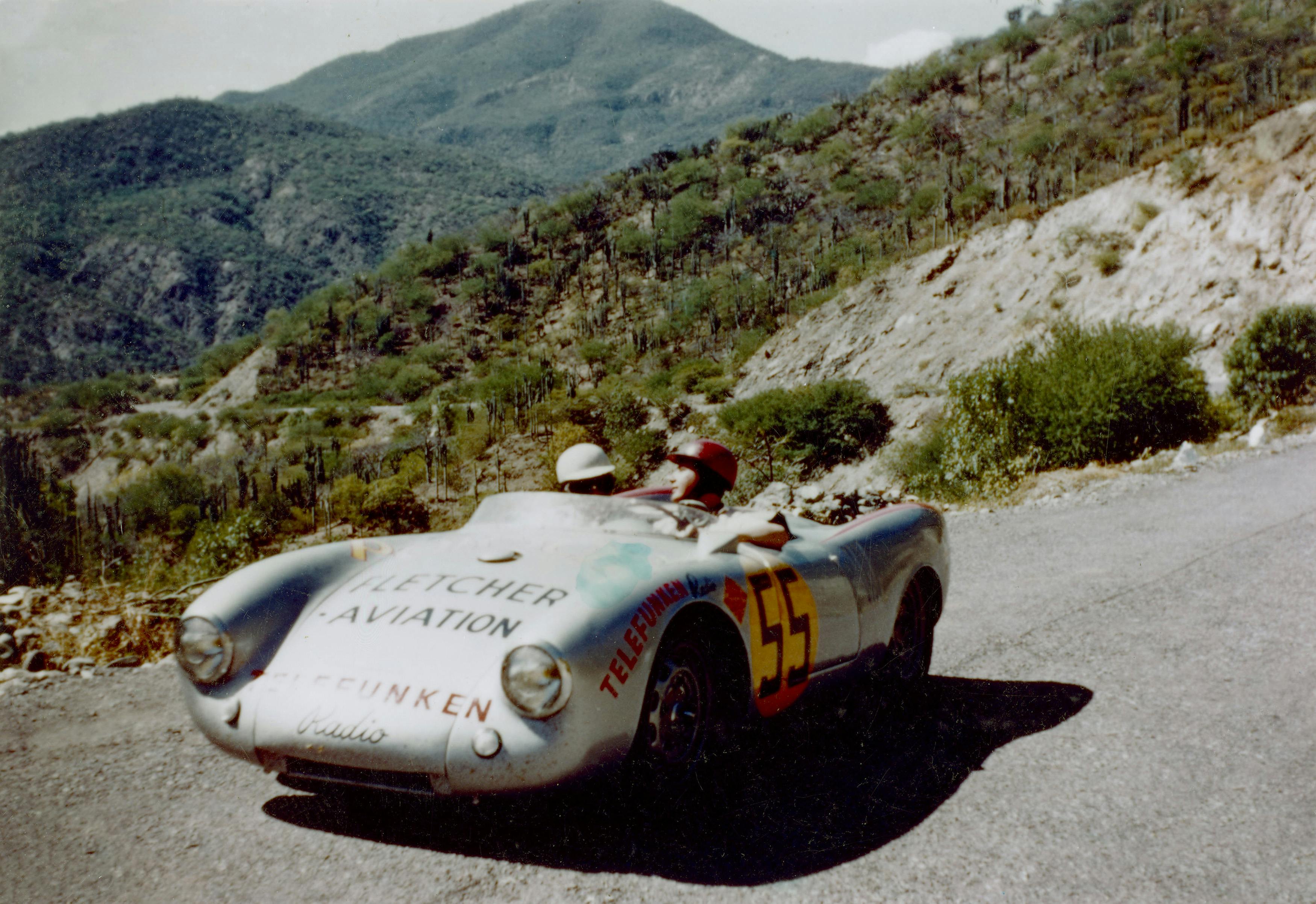 洋書 CARRERA PANAMERICANA How the Carrera Panamericana inspired Porsche and TAG Heuer