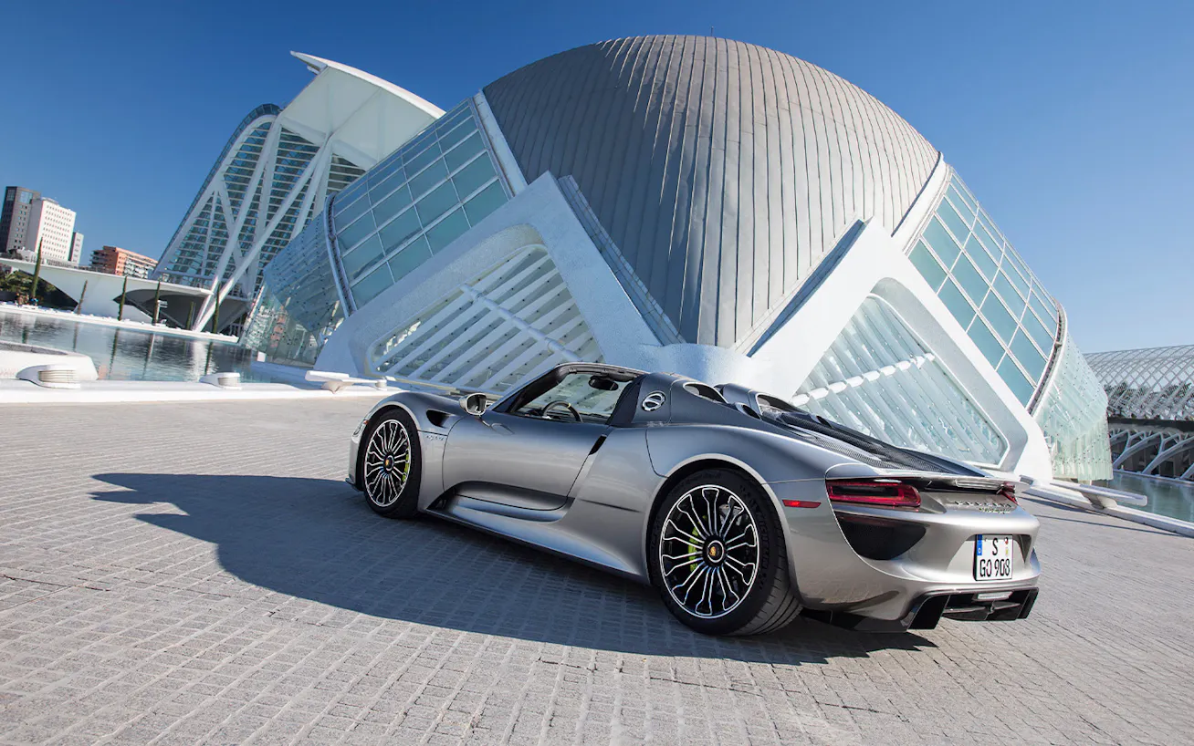 Porsche 918 Spyder in silver outside the Palacio de Las Artes Reina Sofía, Valencia