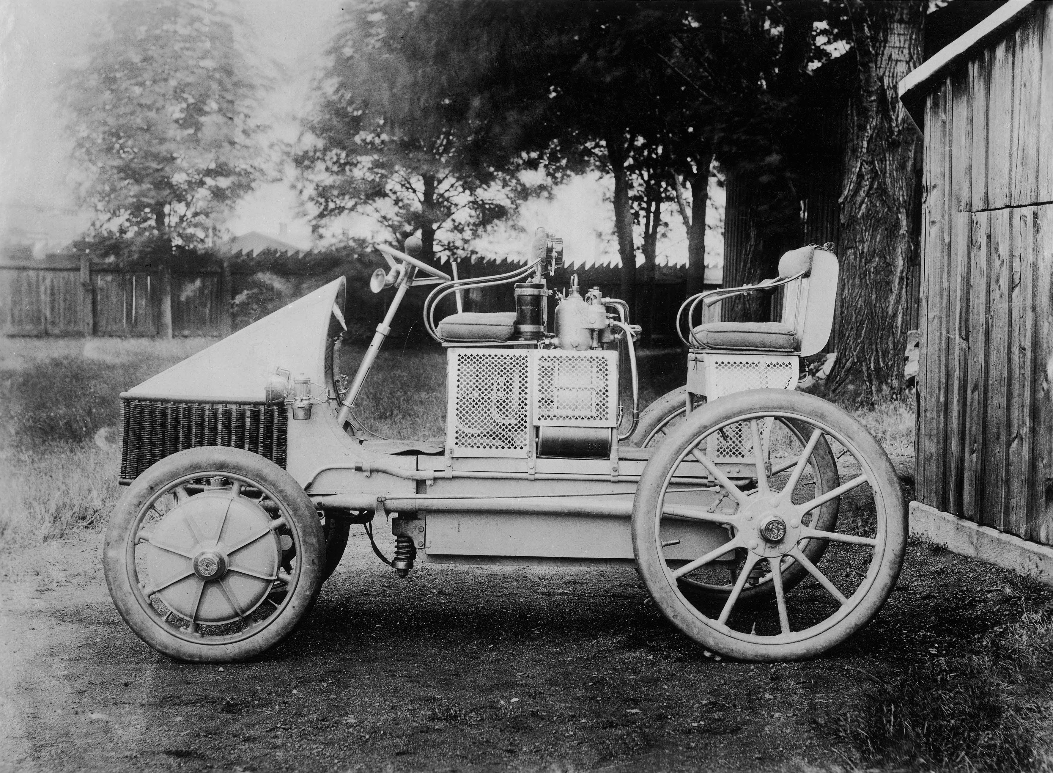 Porsche's first car in 1898 was electric discount