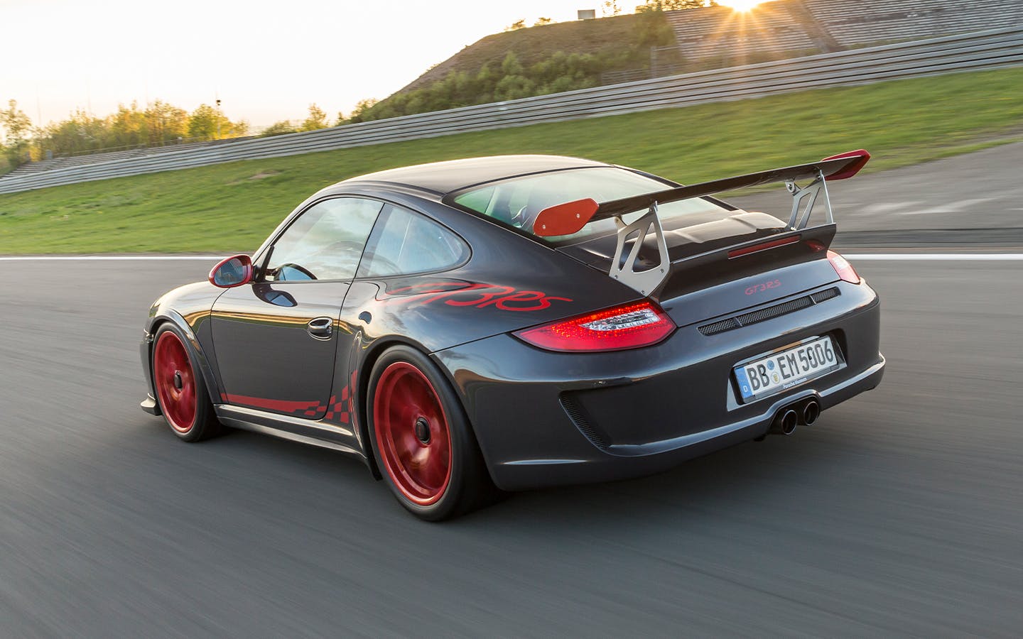 Rear view of Porsche 911 GT3 RS (type 997.2)