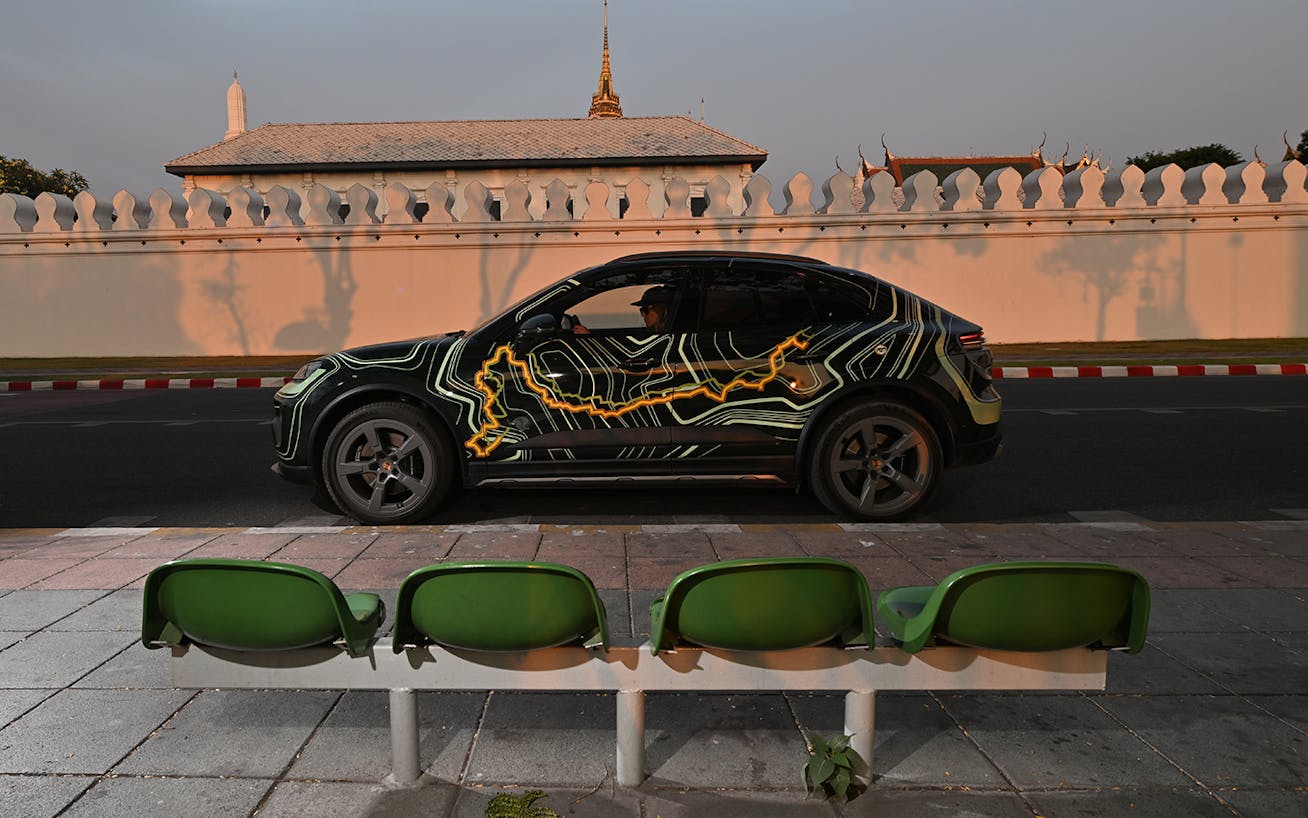 Macan 4S parked at bus stop in Thailand 