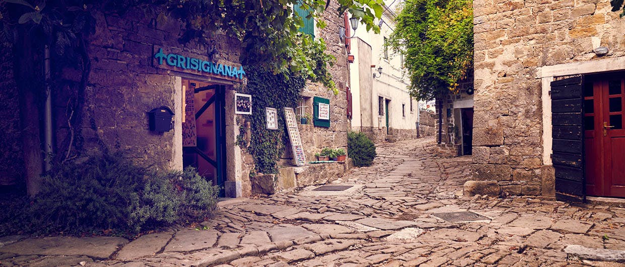 A Porsche road trip to Le Corbusier's Chandigarh