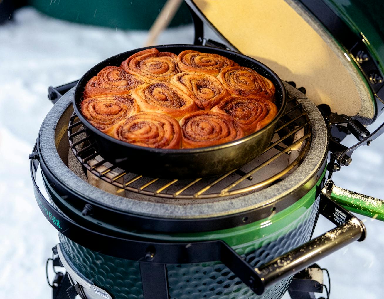 Cinnamon rolls cooked on a Big Green Egg on the Porsche Ice Experience accompanying programme in Levi, Finland