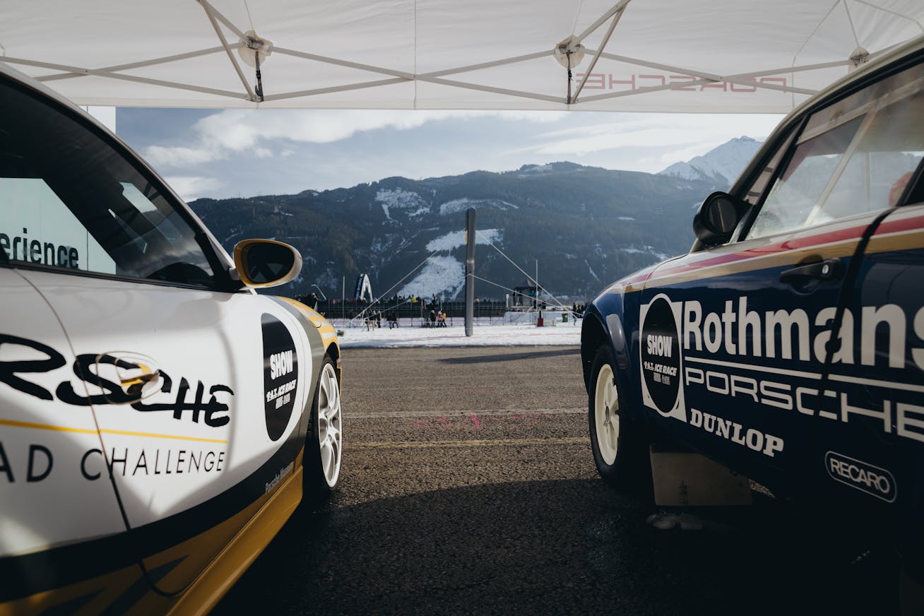 Porsche 911 and Porsche 959 parked