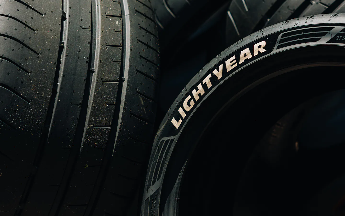 Close-up of Lightyear tyres_Porsche 911 GT3 RS Buzz Lightyear_Sonderwunsch x Toy Story 5