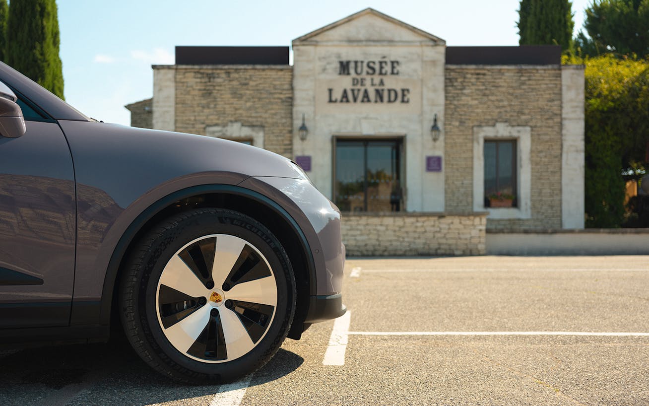 Porsche Macan 4 outside Musée de la Lavandre, Cabrières-d'Avignon, France